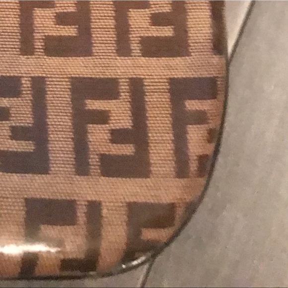 AUTHENTIC FENDI FF BAG 11” x 10.5” - Picture 9 of 13